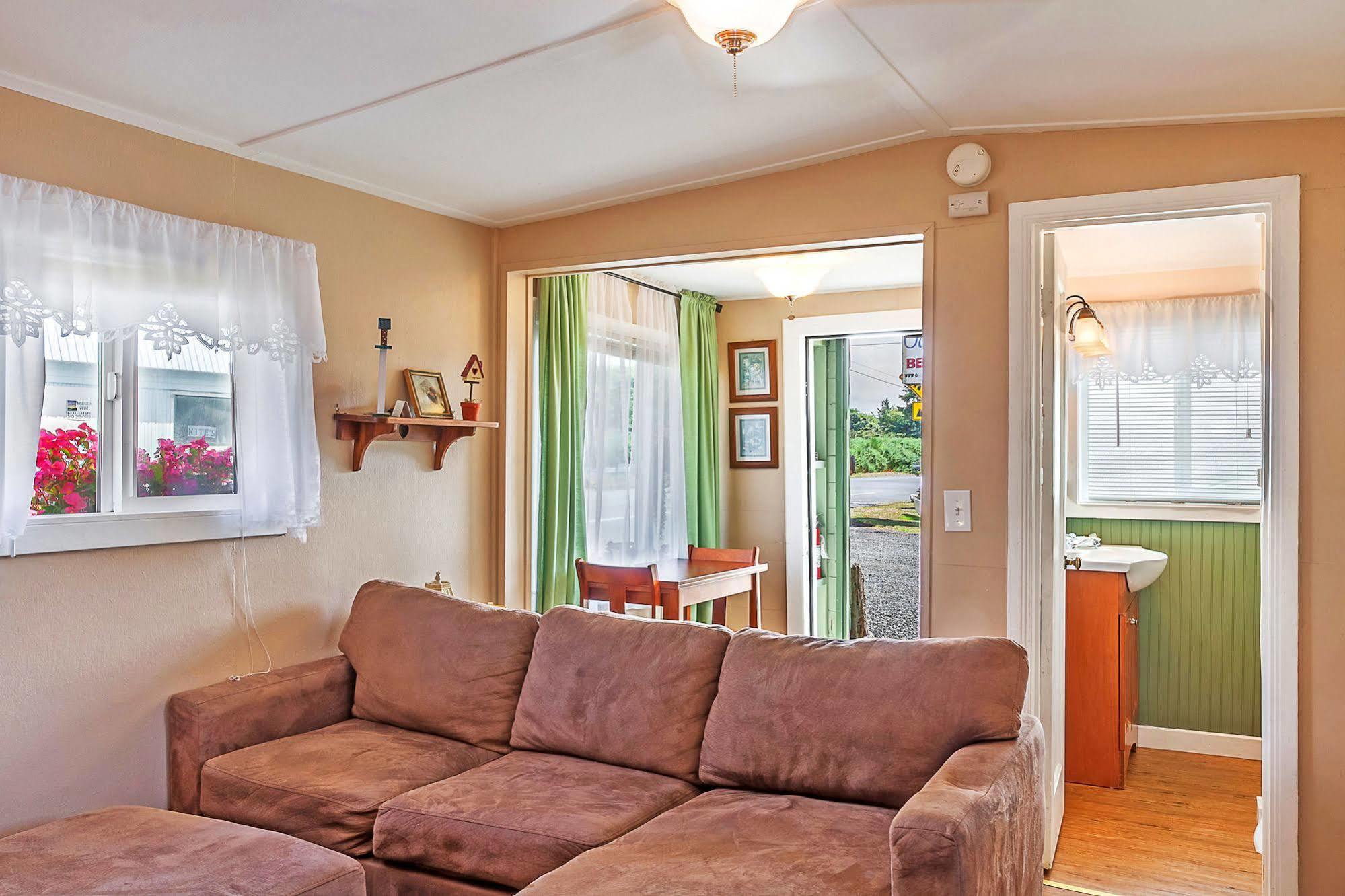 Ocean Spray Beach Resort Grayland Extérieur photo